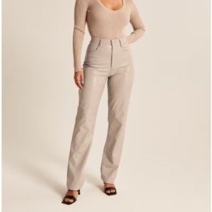 NWOT Vegan Leather 90s Straight Pant